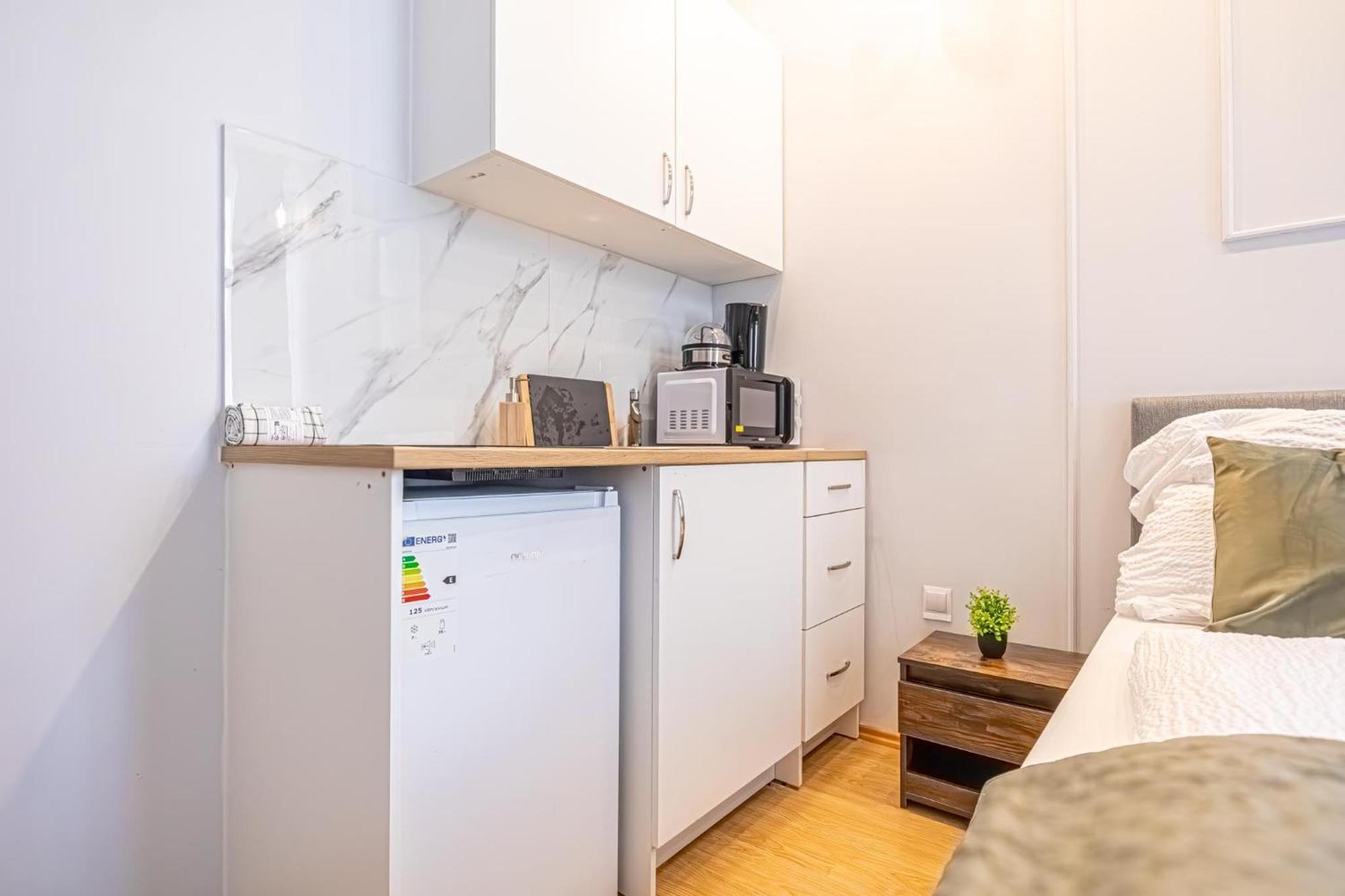Spacious Shared Apartment Schoenbrunn Vienna Exterior photo