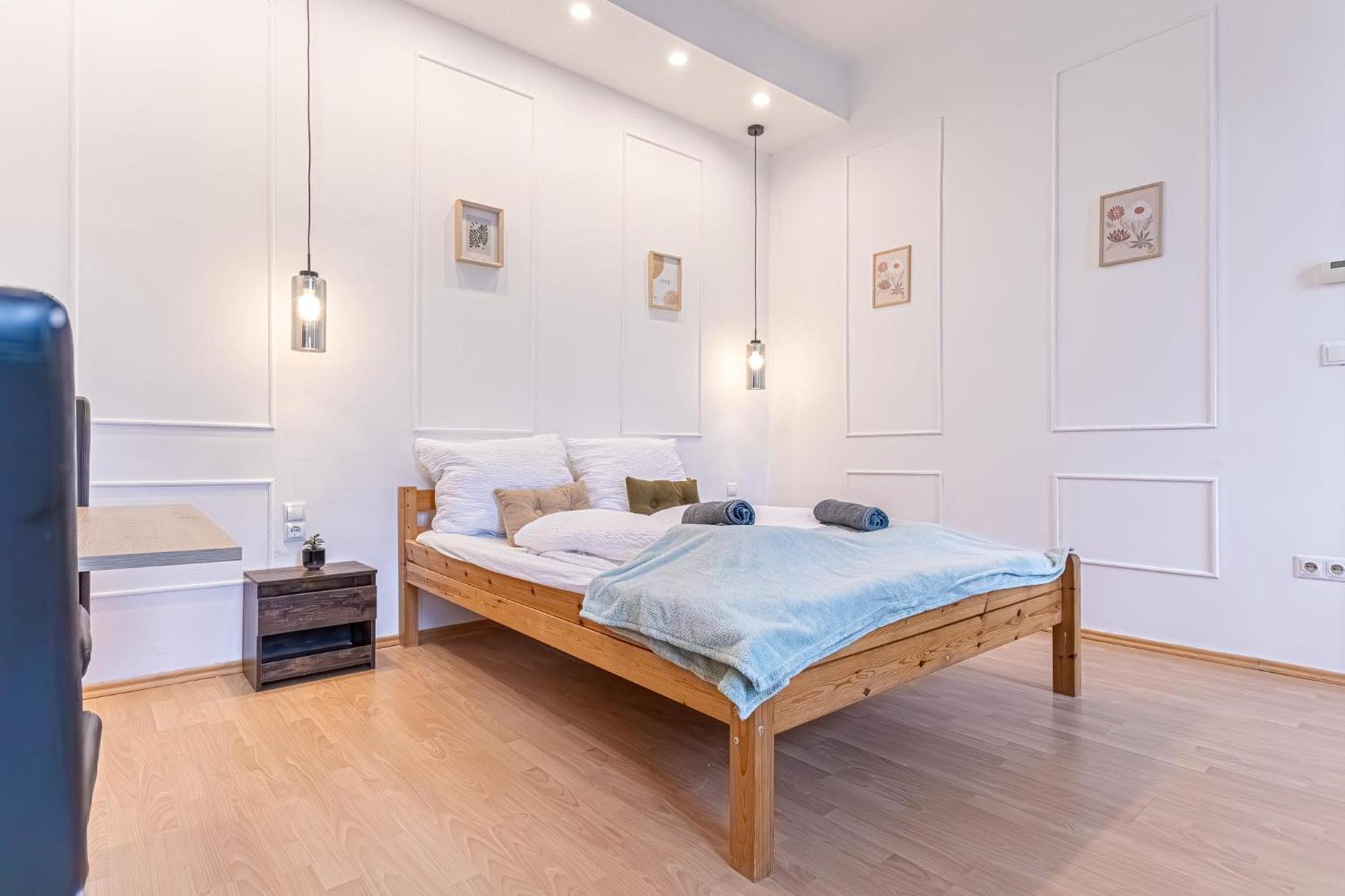 Spacious Shared Apartment Schoenbrunn Vienna Exterior photo
