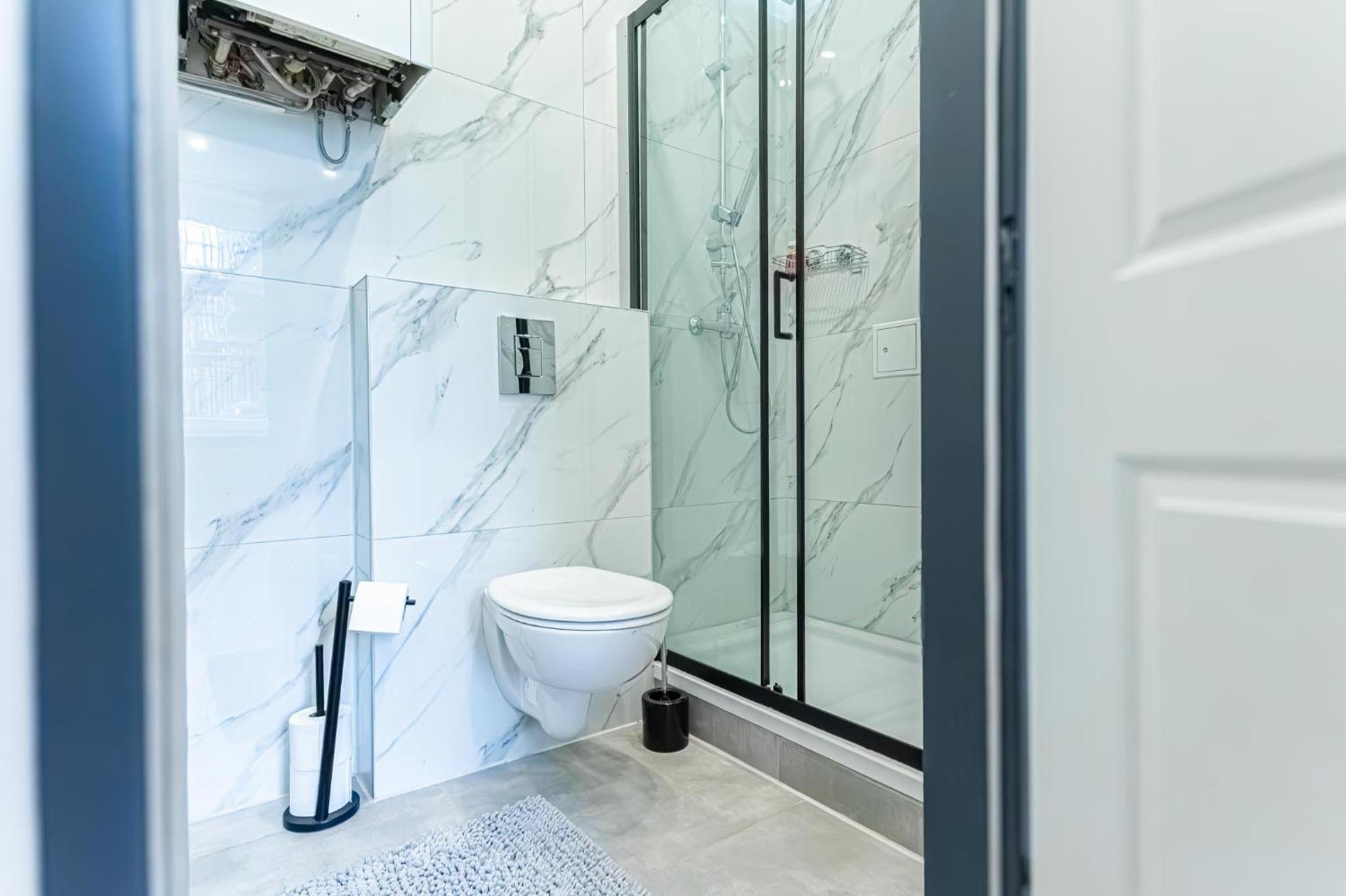Spacious Shared Apartment Schoenbrunn Vienna Exterior photo